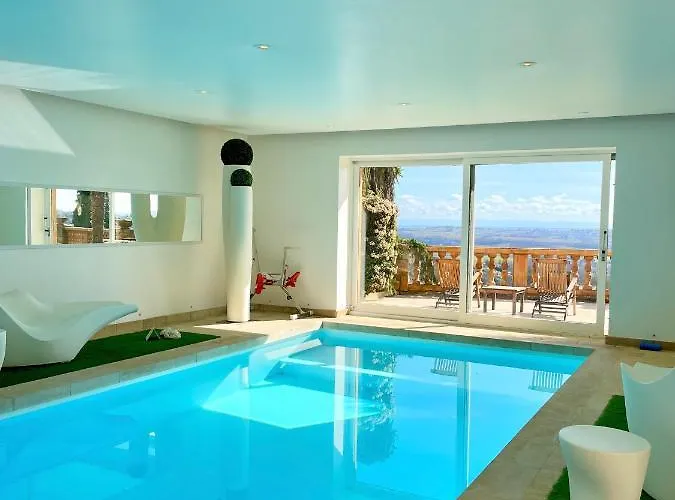 Couette-café Sauna 4*